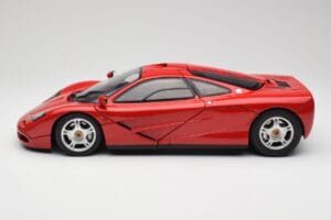 McLaren F1 Czerwony Minichamps 1:12 530133125 Metal — zdjęcie 5 z 9