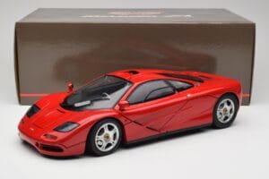McLaren F1 Czerwony Minichamps 1:12 530133125 Metal — zdjęcie 9 z 9