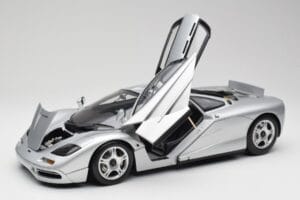 McLaren F1 Srebrny Minichamps 1:12 530133129 Metal — zdjęcie 2 z 8
