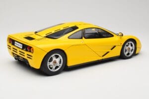 McLaren F1 Żółty Minichamps 1:12 530133121 Metal — zdjęcie 3 z 9