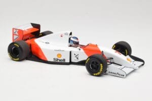 McLaren Ford MP4/8 #7 M. Hakkinen 1993 Minichamps 1:18 530931837 Metal — zdjęcie 4 z 6