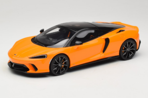 McLaren GTS Pomarańczowy GT Spirit 1:18 GT957 Żywica
