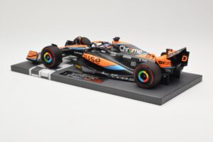 McLaren MCL60 #81 O. Piastri F1 2023 Minichamps 1:18 537231881 Metal — zdjęcie 5 z 6