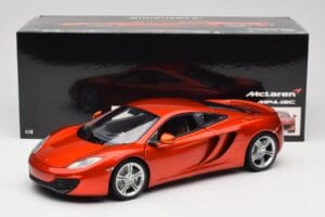 McLaren MP4-12C Orange Metallic Minichamps 1:18 110133020 Metal — zdjęcie 8 z 8