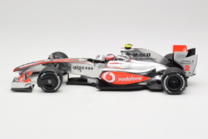 McLaren MP4-24 Mercedes #2 H. Kovalainen F1 2009 Minichamps 1:18 503091802 Metal — zdjęcie 3 z 7