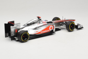 McLaren MP4-27 Mercedes #3 J. Button Vodafone McLaren Showcar F1 2012 Minichamps 1:18 530121873 Metal — zdjęcie 2 z 7