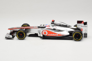 McLaren MP4-27 Mercedes #3 J. Button Vodafone McLaren Showcar F1 2012 Minichamps 1:18 530121873 Metal — zdjęcie 3 z 7