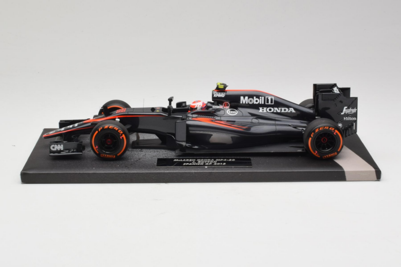 McLaren MP4-30 Honda #22 J. Button McLaren Honda F1 Team Spanish Grand Prix 2015 Minichamps 1:18 537151122 Metal