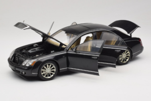 Maybach 57S Czarny AUTOart 1:18 76156 Metal — zdjęcie 2 z 7