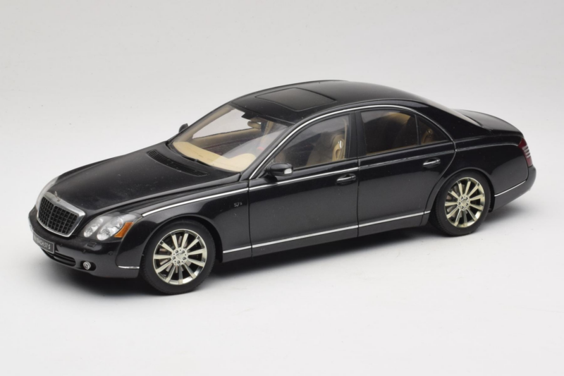 Maybach 57S Czarny AUTOart 1:18 76156 Metal