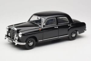 Mercedes 180 W120 Ponton Czarny Revell 1:18 08973 Metal