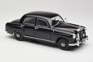 Mercedes 180 W120 Ponton Czarny Revell 1:18 08973 Metal — zdjęcie 6 z 8