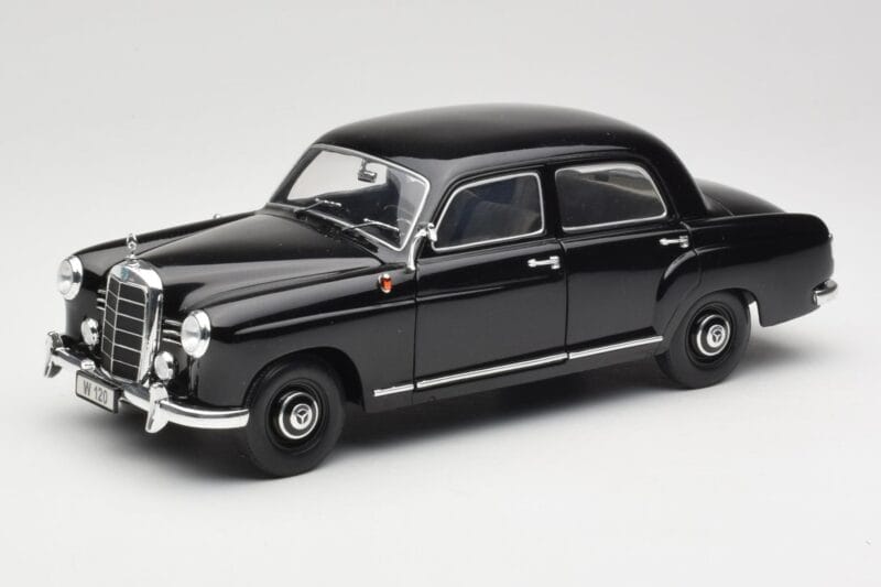 Mercedes 180 W120 Ponton Czarny Revell 1:18 08973 Metal
