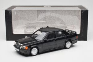 Mercedes 190E 2.3-16 W201 Czarny Edycja Dealerska Norev 1:18 B66040663 Metal — zdjęcie 8 z 8