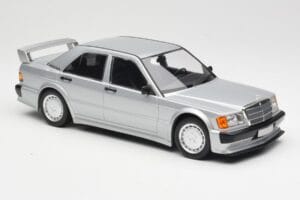 Mercedes 190E 2.5-16 EVO 1 W201 Srebrny Minichamps 1:18 155036001 Metal — zdjęcie 4 z 6