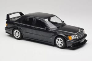 Mercedes 190E W201 2.5-16 EVO 2 Czarny Metallic Minichamps 1:18 155036100 Metal — zdjęcie 4 z 6