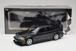 Mercedes 190E W201 2.5-16 EVO 2 Czarny Metallic Minichamps 1:18 155036100 Metal — zdjęcie 6 z 6