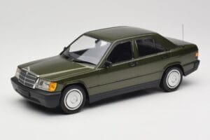 Mercedes 190E W201 Zielony Metalik Minichamps 1:18 155037001 Metal
