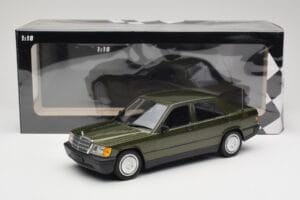 Mercedes 190E W201 Zielony Metalik Minichamps 1:18 155037001 Metal — zdjęcie 6 z 6