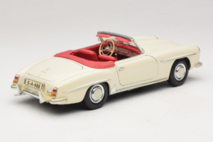 Mercedes 190SL Biały Maisto 1:18 50274 Metal — zdjęcie 3 z 8