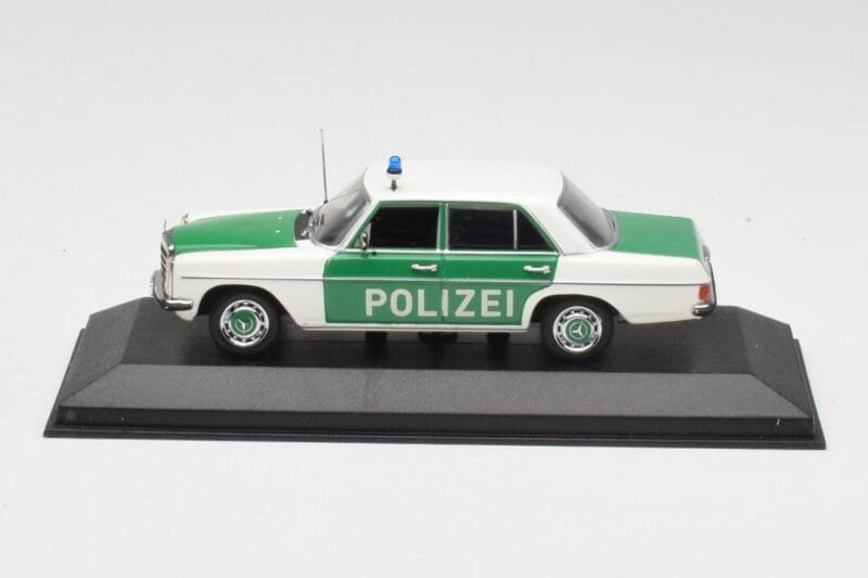 Mercedes 200 W115 Policja Minichamps 1:43 400034090 Metal