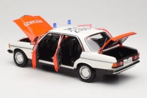 Mercedes 200 W123 Ambulans Biały Norev 1:18 183834 Metal — zdjęcie 3 z 8