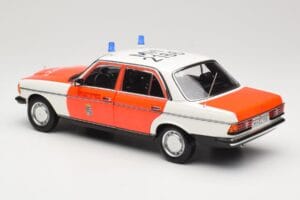 Mercedes 200 W123 Ambulans Biały Norev 1:18 183834 Metal — zdjęcie 6 z 8