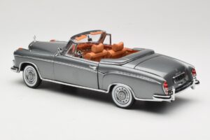 Mercedes 220 SE W128 Kabriolet Grey Metallic Sun Star 1:18 3352-M1 Metal — zdjęcie 7 z 8