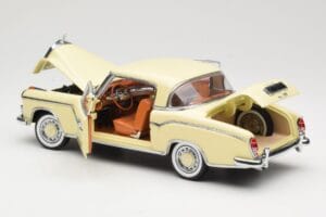 Mercedes 220 SE W128 Coupe Beżowy Sun Star 1:18 3562 Metal — zdjęcie 5 z 8