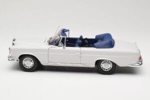 Mercedes 280 SE W111 Kabriolet Jasny Szary Norev 1:18 183530 Metal — zdjęcie 4 z 8