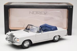 Mercedes 280 SE W111 Kabriolet Jasny Szary Norev 1:18 183530 Metal — zdjęcie 8 z 8