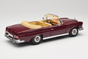 Mercedes 280SE W108 Bordeaux Czerwony Maisto 1:18 31811 Metal — zdjęcie 3 z 8
