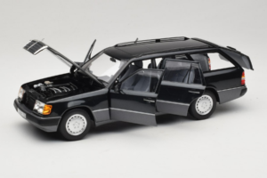 Mercedes 300 D W124 Kombi Czarny Norev 1:18 183960 Metal — zdjęcie 2 z 8