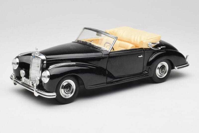Mercedes 300 S W188 Kabriolet Czarny Tchibo 1:18 36782 Metal