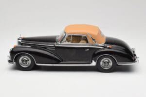 Mercedes 300 SC W188 Kabriolet Softtop Czarny KK-Scale 1:18 KKDC180943 Metal — zdjęcie 3 z 6