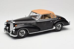 Mercedes 300 SC W188 Kabriolet Softtop Czarny KK-Scale 1:18 KKDC180943 Metal