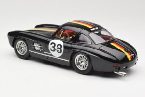 Mercedes 300 SL #38 1954 Bburago 1:18 3015-M1 Metal — zdjęcie 7 z 8