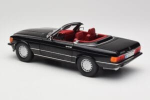 Mercedes 300 SL R107 Czarny Norev 1:18 183511 Metal — zdjęcie 7 z 8