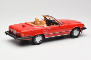 Mercedes 300 SL R107 Czerwony Norev 1:18 B66040623 Metal — zdjęcie 3 z 8
