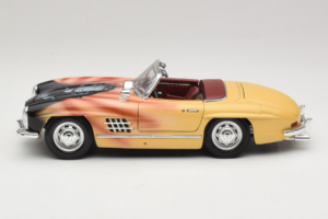 Mercedes 300 SL Roadster Rosemarie Muster Edycja Limitowana 18/27 Bburago 1:18 3023-M1 Metal — zdjęcie 4 z 8