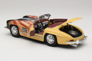 Mercedes 300 SL Roadster Rosemarie Muster Edycja Limitowana 18/27 Bburago 1:18 3023-M1 Metal — zdjęcie 5 z 8