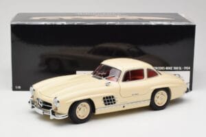 Mercedes 300 SL W198 Kremowy Z Czerwonym Wnętrzem Minichamps 1:18 180039002 Metal — zdjęcie 8 z 8