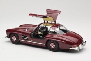 Mercedes 300 SL W198 Gullwing Ciemnoczerwony Minichamps 1:18 110037218 Metal — zdjęcie 5 z 8
