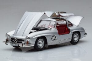 Mercedes 300 SL W198 Gullwing Norev 1:18 183850 Metal — zdjęcie 2 z 8