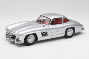 Mercedes 300 SL W198 Gullwing Srebrny Minichamps 1:18 180039000 Metal