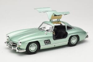 Mercedes 300 SL W198 Gullwing Light Green Metallic Minichamps 1:18 110037221 Metal — zdjęcie 2 z 8