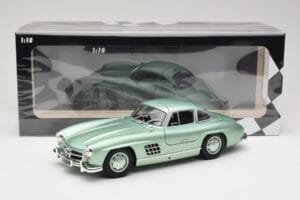 Mercedes 300 SL W198 Gullwing Light Green Metallic Minichamps 1:18 110037221 Metal — zdjęcie 8 z 8
