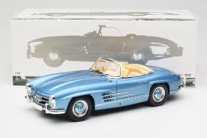 Mercedes 300 SL W198 Roadster Hardtop Light Blue Metallic Minichamps 1:18 180039042 Metal — zdjęcie 9 z 9
