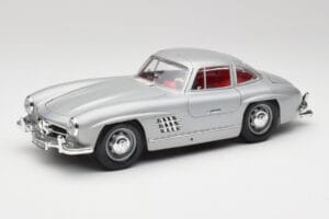 Mercedes 300 SL W198 Gullwing Silver Szary Bburago 1:18 3513 Metal