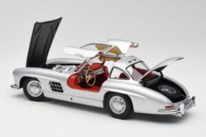 Mercedes 300 SL W198 Gullwing Srebrny Metaliczny Minichamps 1:18 B66040379 Metal — zdjęcie 5 z 8